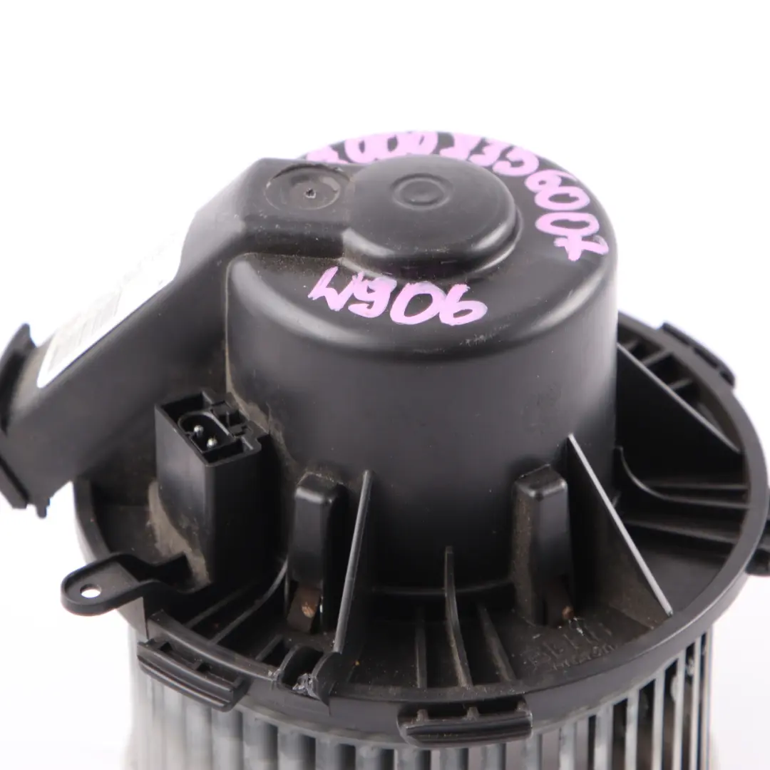 Mercedes Sprinter W906 Calentador Ventilador Motor Diesel - SKU A0008356007 - Número de pieza A0008356007