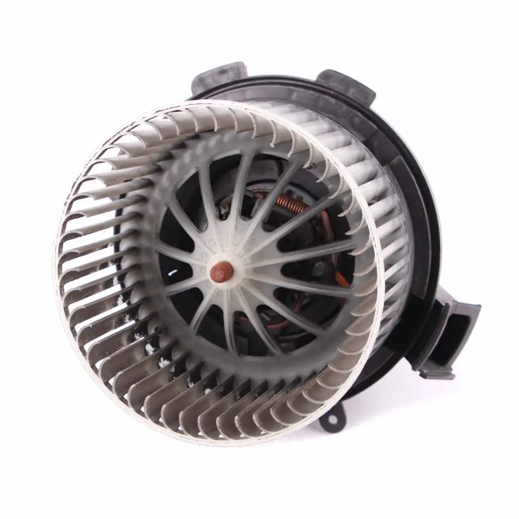 Mercedes Sprinter W906 Riscaldatore Motore Ventilatore Diesel - SKU A0008356007 - Numero di parte A0008356007
