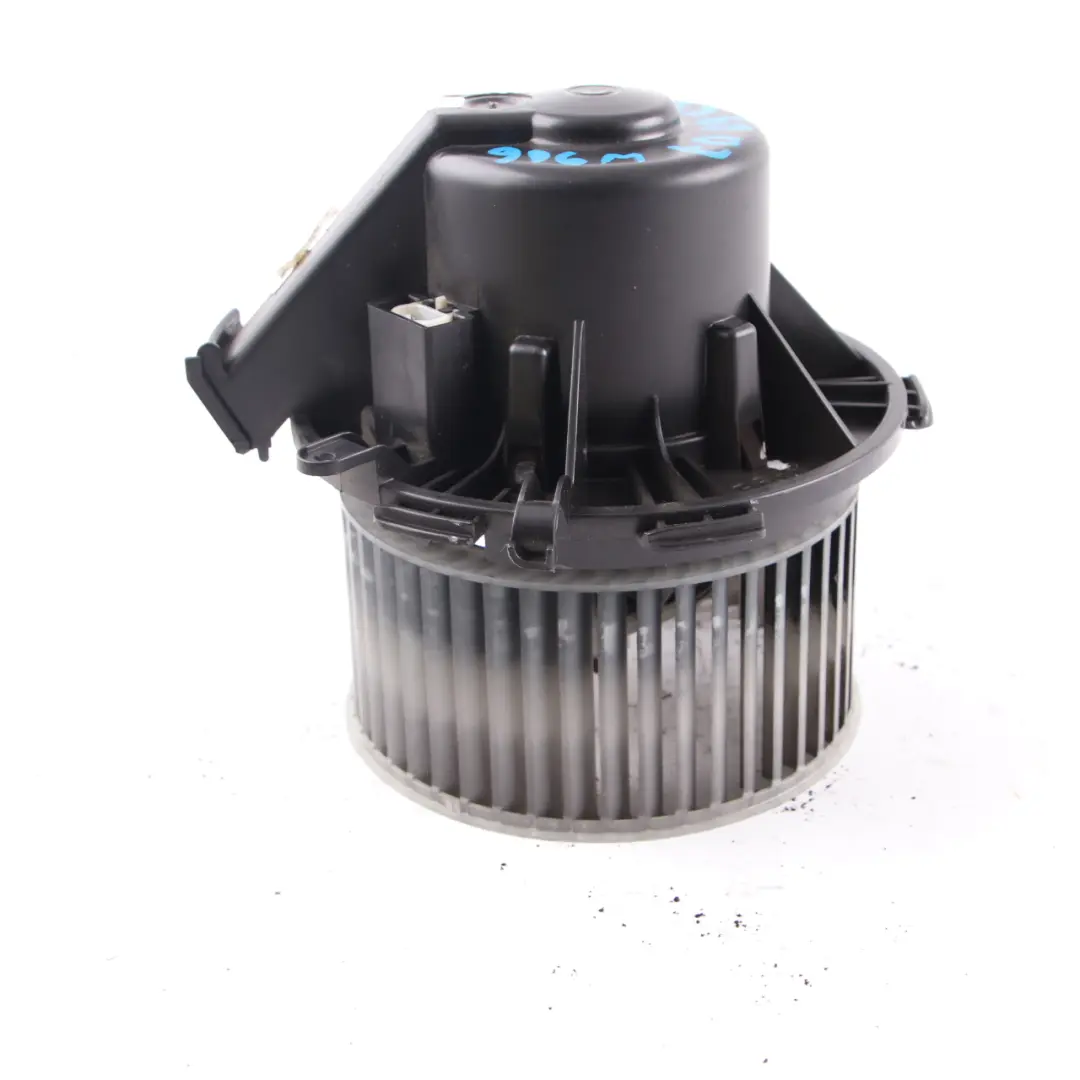 Heizung Gebläsemotor Ventilator Diesel für Mercedes Sprinter W906 mit Teilenummer A0008356107 Mercedes Sprinter W906 Heizung Gebläsemotor Ventilator Diesel - SKU A0008356107 - Teilenummer A0008356107