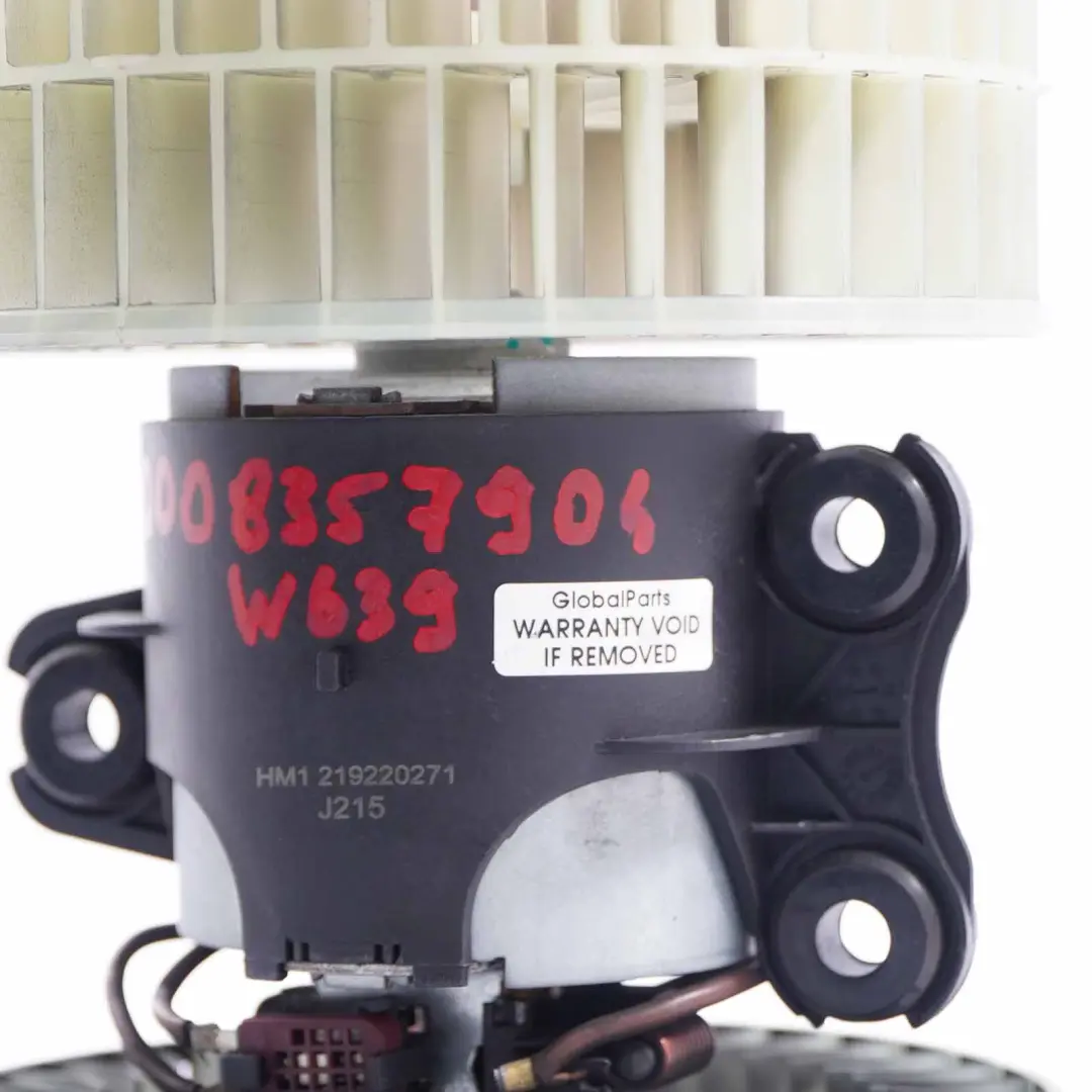 Unite moteur ventilateur matrice Chauffage pour Mercedes Vito W639 à propos du numéro de pièce A0008357904 Mercedes Vito W639 Unite moteur ventilateur matrice Chauffage - SKU A0008357904 - Numéro de pièce A0008357904