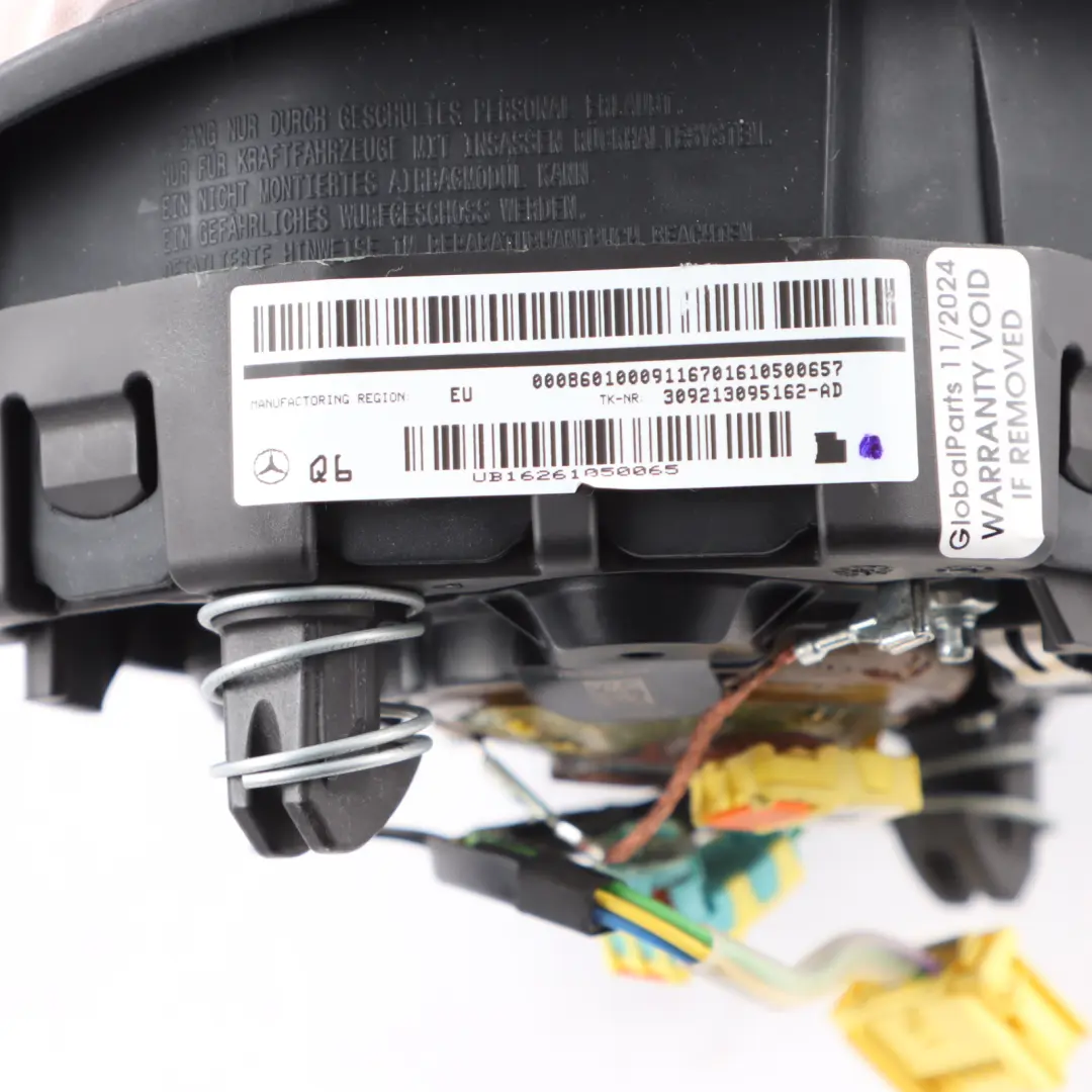 Mercedes W176 Steering Wheel Air Module Driver's Side DAMAGED - SKU A0008601000-1 - Part number A0008601000