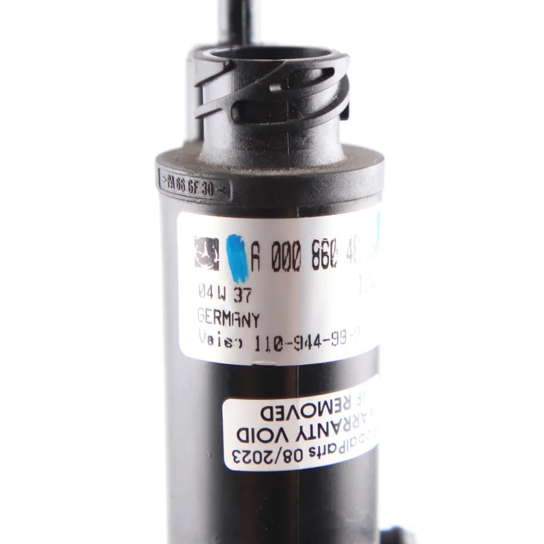 W901 W902 W903 W904 Windscreen Washer Pump to Mercedes Sprinter with Part number A0008604826 Mercedes Sprinter W901 W902 W903 W904 Windscreen Washer Pump - SKU A0008604826 - Part number A0008604826