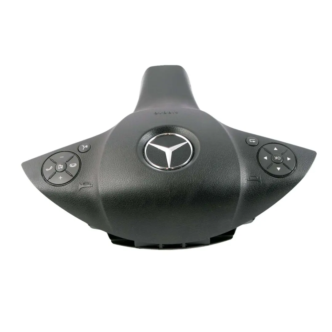  Mercedes-Benz Classe C W204 Volant Airbag Noir A2048604302 - SKU A0008605702 - Numéro de pièce A0008605702