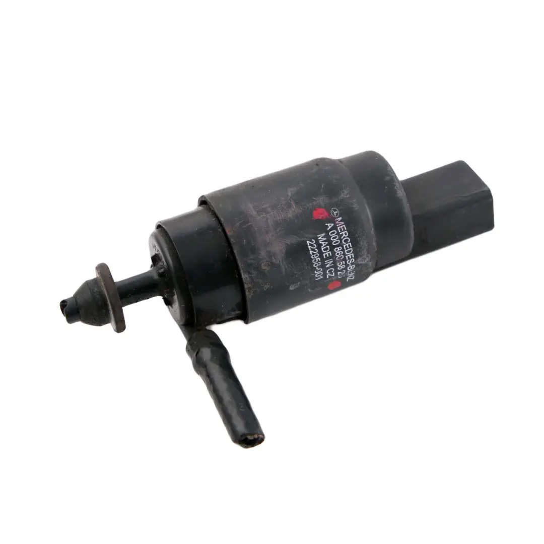 Pompa lavavetro per Mercedes Sprinter W906 Vito W639 con numero di parte A0008605826 Mercedes Sprinter W906 Vito W639 Pompa lavavetro - SKU A0008605826 - Numero di parte A0008605826