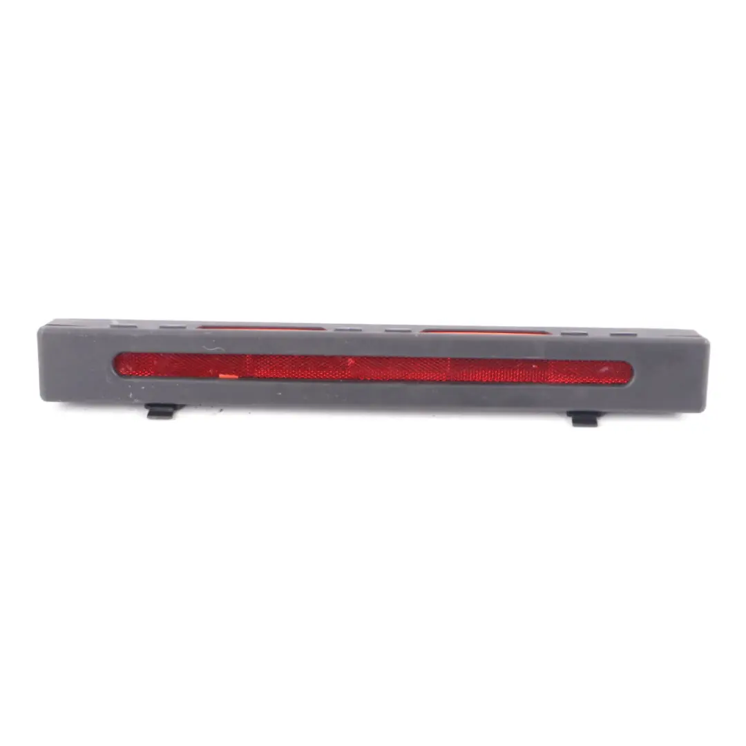 Mercedes W205 Triángulo de emergencia - SKU A0008900597 - Número de pieza A0008900597