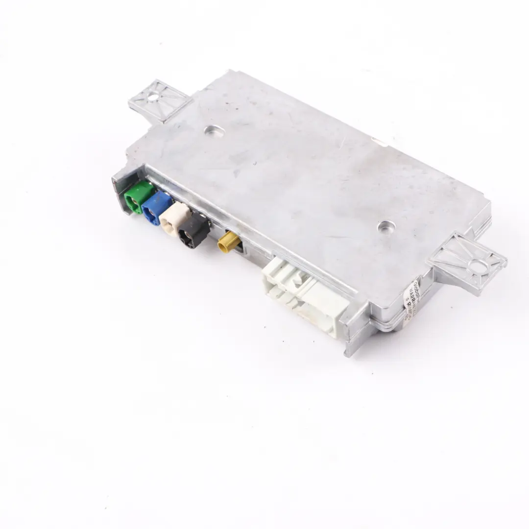 Trunk Control Module Bluetooth Reversing Camera Parking Assist to Mercedes W205 with Part number A0009002820 Mercedes W205 Trunk Control Module Bluetooth Reversing Camera Parking Assist - SKU A0009002820 - Part number A0009002820