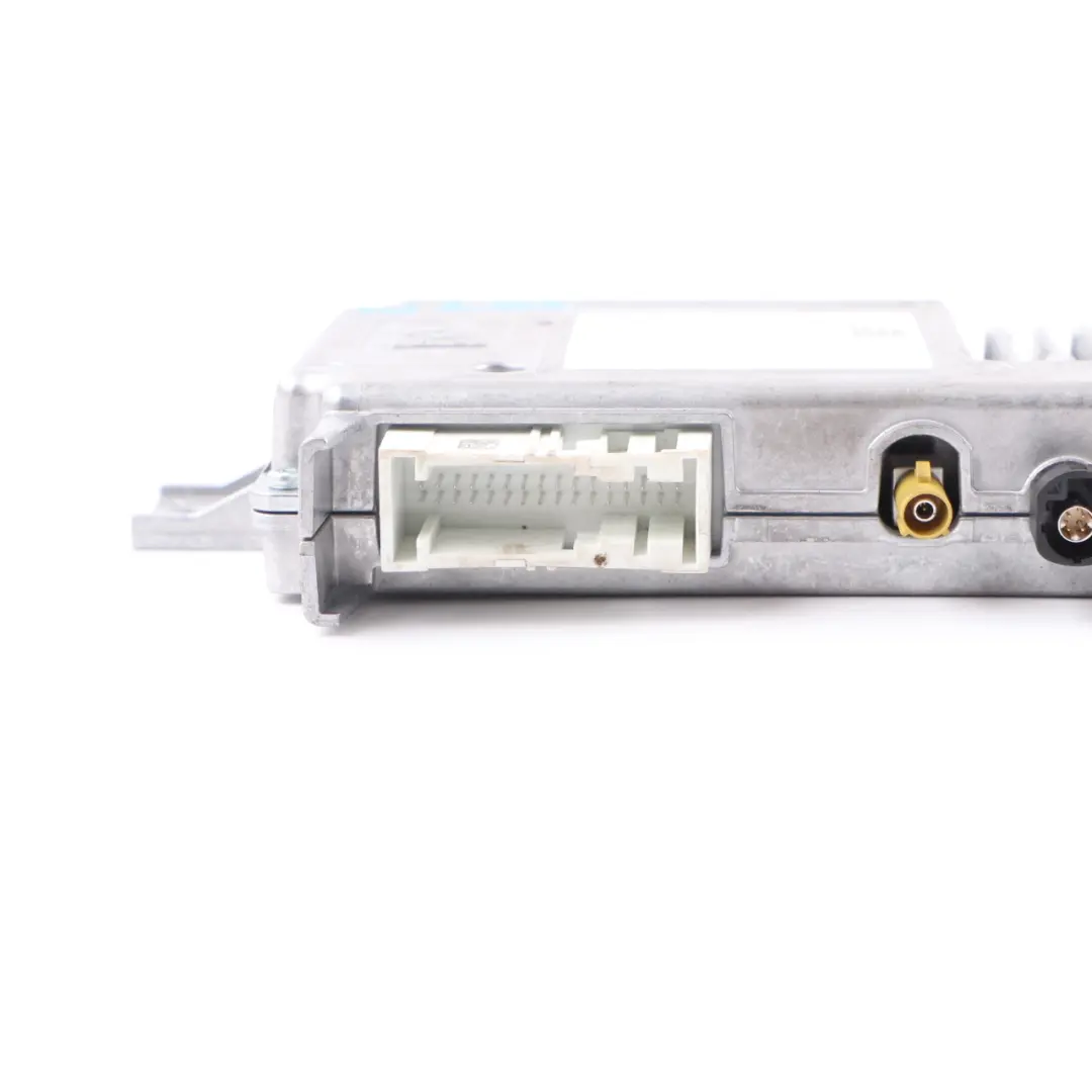 Trunk Control Module Bluetooth Reversing Camera Parking Assist to Mercedes W205 with Part number A0009002820 Mercedes W205 Trunk Control Module Bluetooth Reversing Camera Parking Assist - SKU A0009002820 - Part number A0009002820