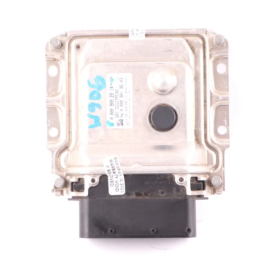 OM651 OM642 Diesel Adblue Control Unit ECU to Mercedes Sprinter W906 with Part number A0009002914 Mercedes Sprinter W906 OM651 OM642 Diesel Adblue Control Unit ECU - SKU A0009002914 - Part number A0009002914