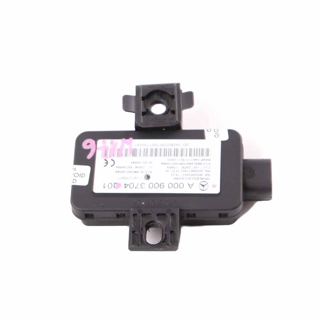 Tyre Pressure Check Monitor Control Unit Module to Mercedes W204 W212 with Part number A0009003704 Mercedes W204 W212 Tyre Pressure Check Monitor Control Unit Module - SKU A0009003704 - Part number A0009003704