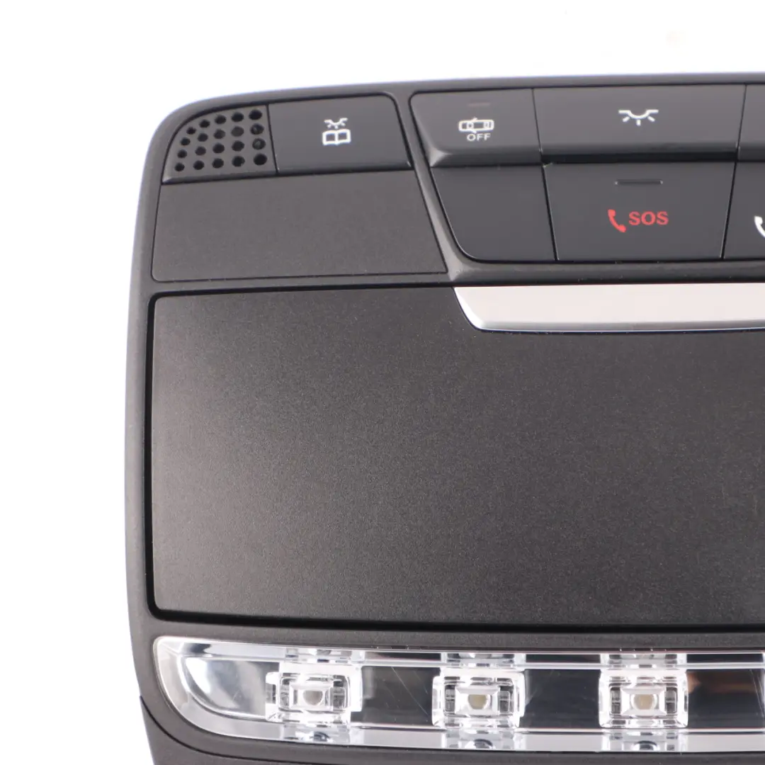 Lampada Mercedes W205 Tetto Cabina Luce Interruttore Pannello Nero Occhiali Sole per con numero di parte A0009003717 Lampada Mercedes W205 Tetto Cabina Luce Interruttore Pannello Nero Occhiali Sole - SKU A0009003717 - Numero di parte A0009003717
