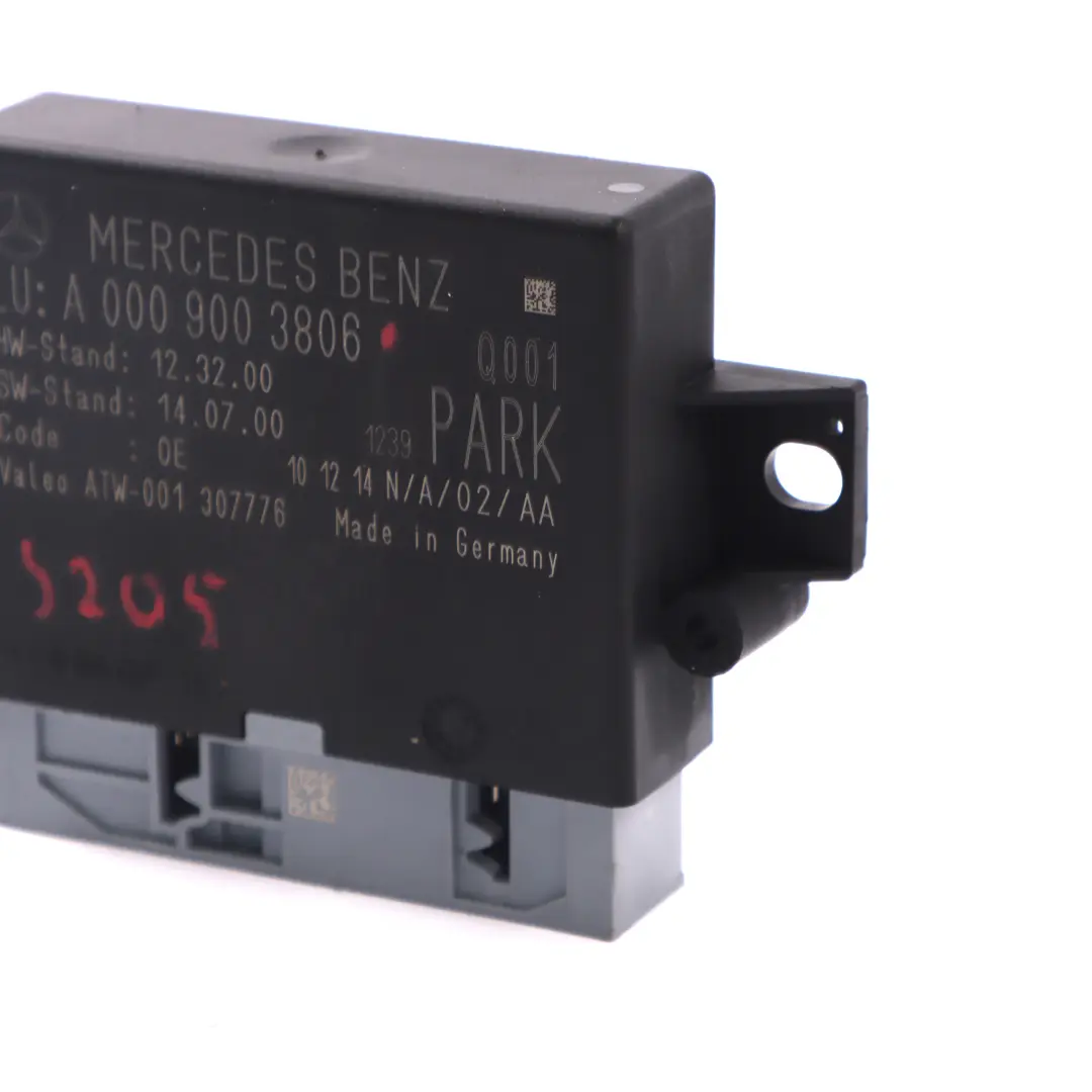 Parking Assist PDC Distance Control Unit Module Mercedes W205 Park - SKU A0009003806 - Part number A0009003806