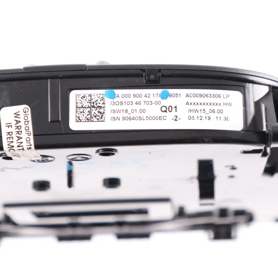  Cabin Lamp Mercedes W205 Panneau d'interrupteur toit Interoior noir - SKU A0009004217 - Numéro de pièce A0009004217