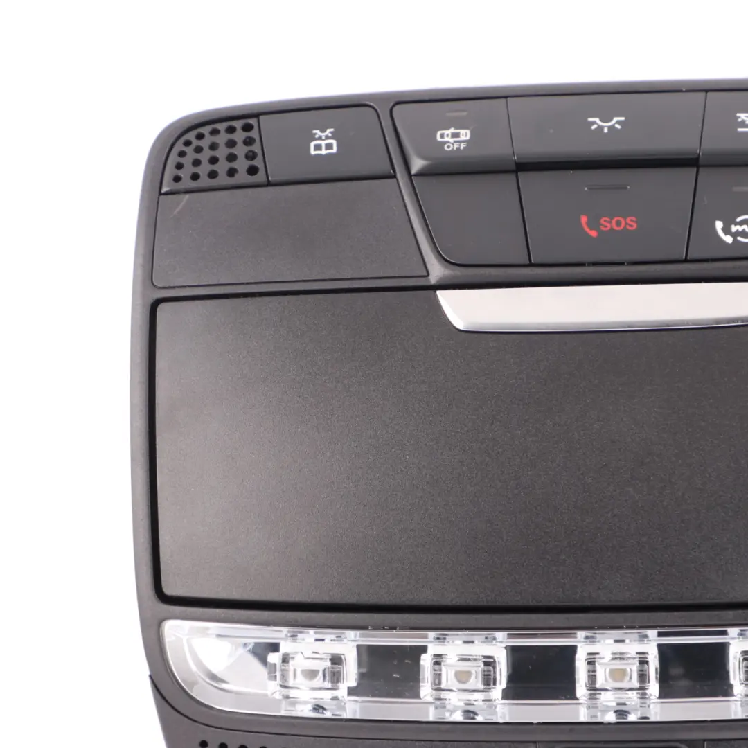  Lámpara de cabina Mercedes W205 Interoior Techo Interruptor Negro - SKU A0009004217 - Número de pieza A0009004217