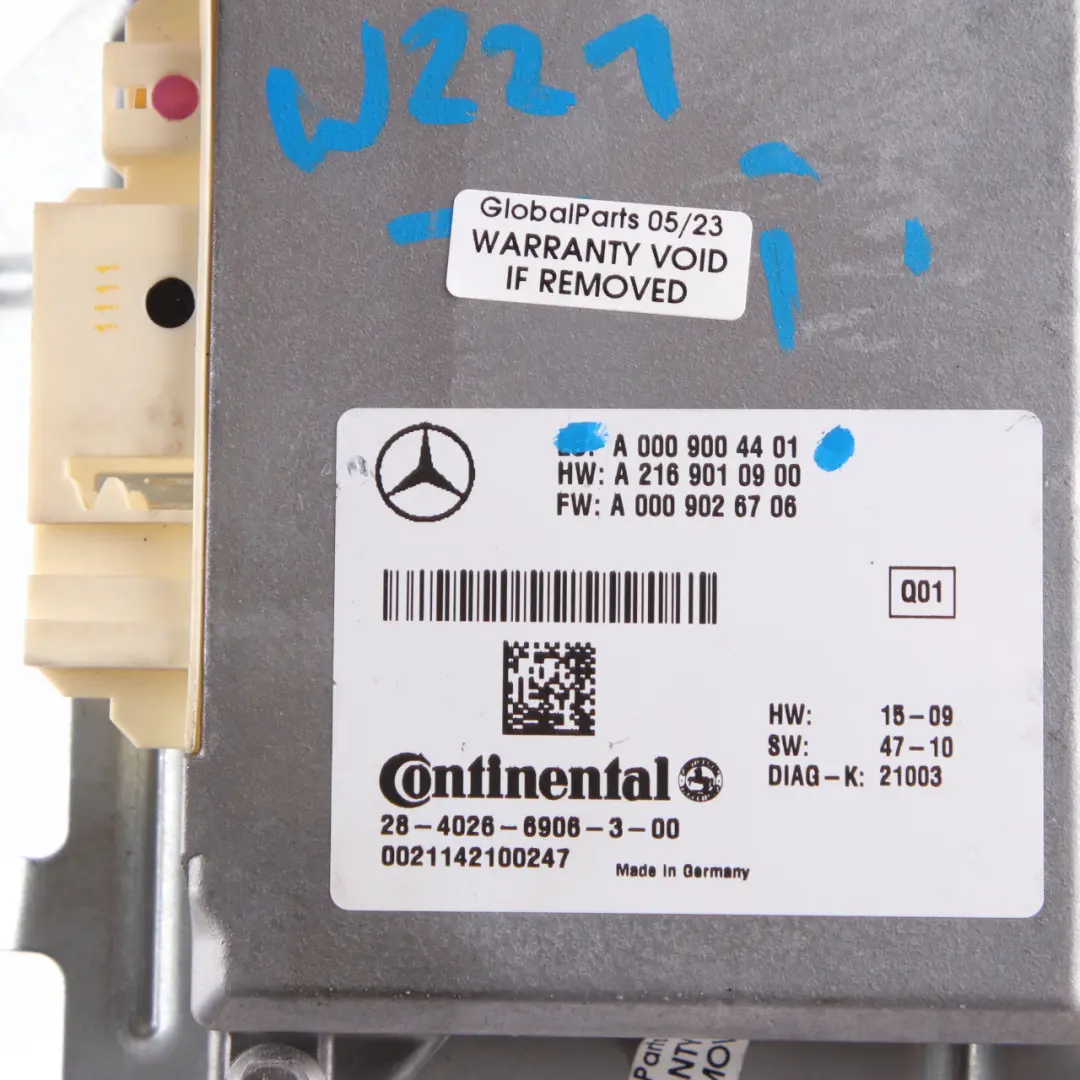 Distance Radar Module Mercedes W212 W221 Distronic Control Unit ECU to with Part number A0009004401 Distance Radar Module Mercedes W212 W221 Distronic Control Unit ECU - SKU A0009004401 - Part number A0009004401