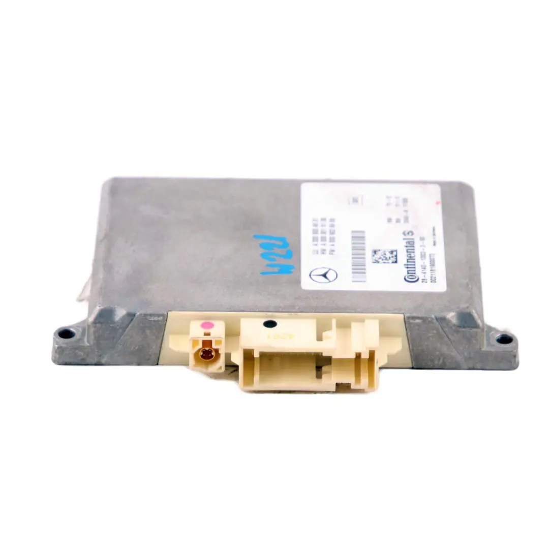 Mercedes-Benz S W221 Distronic Radar Sensor Control Unit Module to with Part number A0009004601 Mercedes-Benz S W221 Distronic Radar Sensor Control Unit Module - SKU A0009004601 - Part number A0009004601