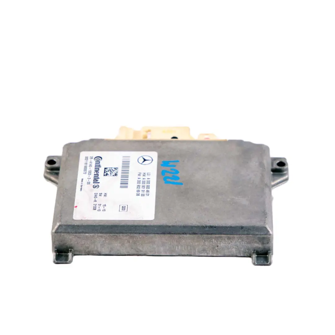 Mercedes-Benz S W221 Distronic Radar Sensor Control Unit Module to with Part number A0009004601 Mercedes-Benz S W221 Distronic Radar Sensor Control Unit Module - SKU A0009004601 - Part number A0009004601