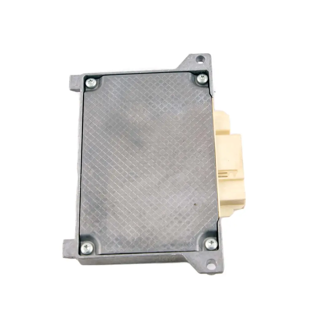 Mercedes-Benz S W221 Distronic Radar Sensor Control Unit Module to with Part number A0009004601 Mercedes-Benz S W221 Distronic Radar Sensor Control Unit Module - SKU A0009004601 - Part number A0009004601