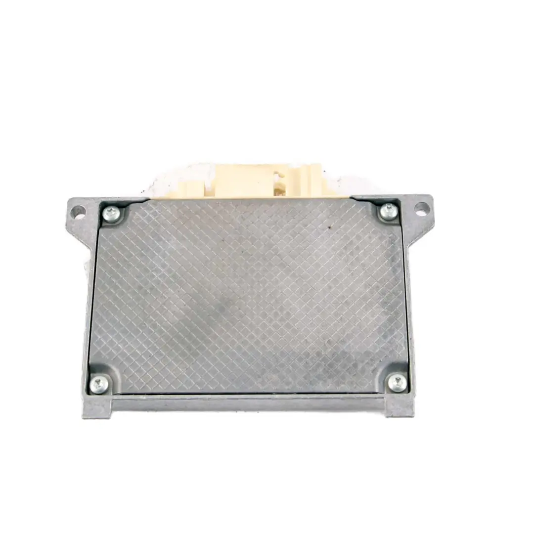 Mercedes-Benz S W221 Distronic Radar Sensor Control Unit Module to with Part number A0009004601 Mercedes-Benz S W221 Distronic Radar Sensor Control Unit Module - SKU A0009004601 - Part number A0009004601