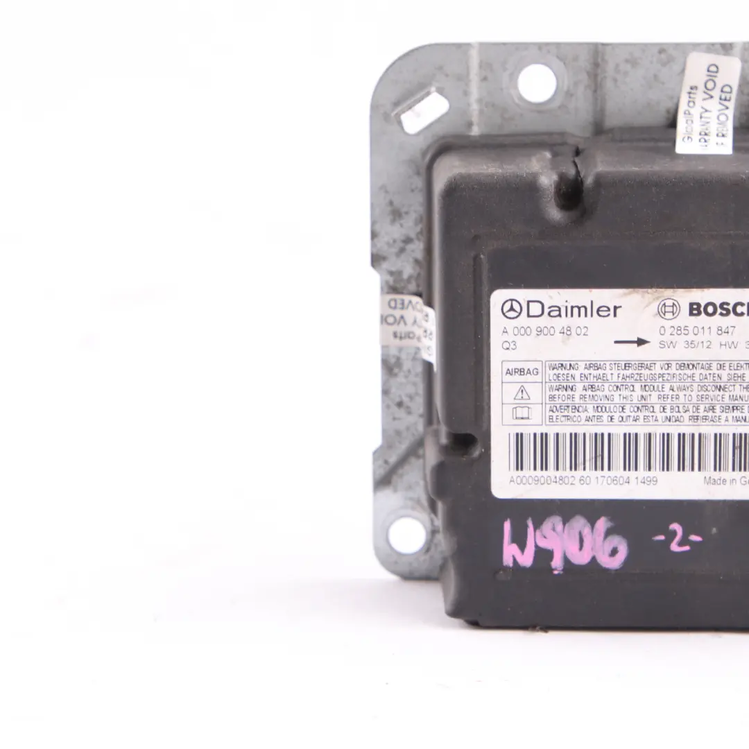 Module Mercedes W639 W906 ECU Control Unit Crash Impact to Air with Part number A0009004802 Air Module Mercedes W639 W906 ECU Control Unit Crash Impact - SKU A0009004802 - Part number A0009004802