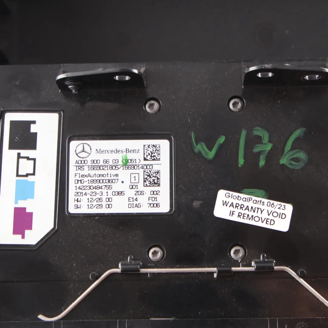 Mercedes W176 Tetto Luce Lampada Lettura Anteriore Pannello Interno - SKU A0009006603 - Numero di parte A0009006603