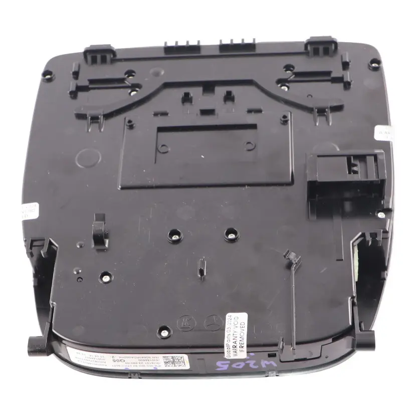 Lampka Oświetlenie Panel Podsufitki Kabiny Czarny do Mercedes W205 o numerze A0009008207 Mercedes W205 Lampka Oświetlenie Panel Podsufitki Kabiny Czarny - SKU A0009008207 - Numer Części A0009008207