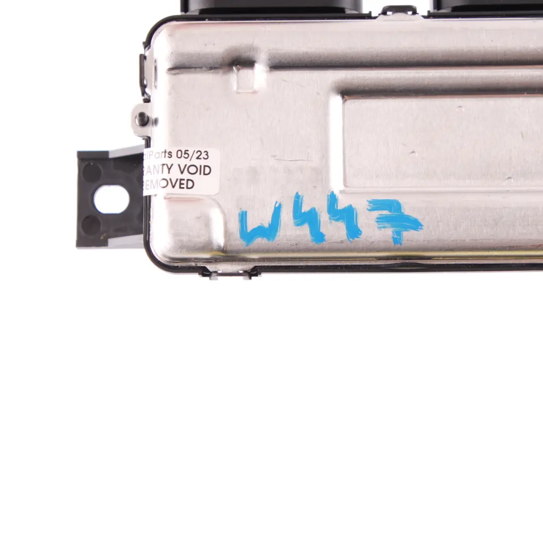 W907 Module Commande Pompe Carburant ECU pour Mercedes W177 W247 W447 à propos du numéro de pièce A0009008214 Mercedes W177 W247 W447 W907 Module Commande Pompe Carburant ECU - SKU A0009008214 - Numéro de pièce A0009008214