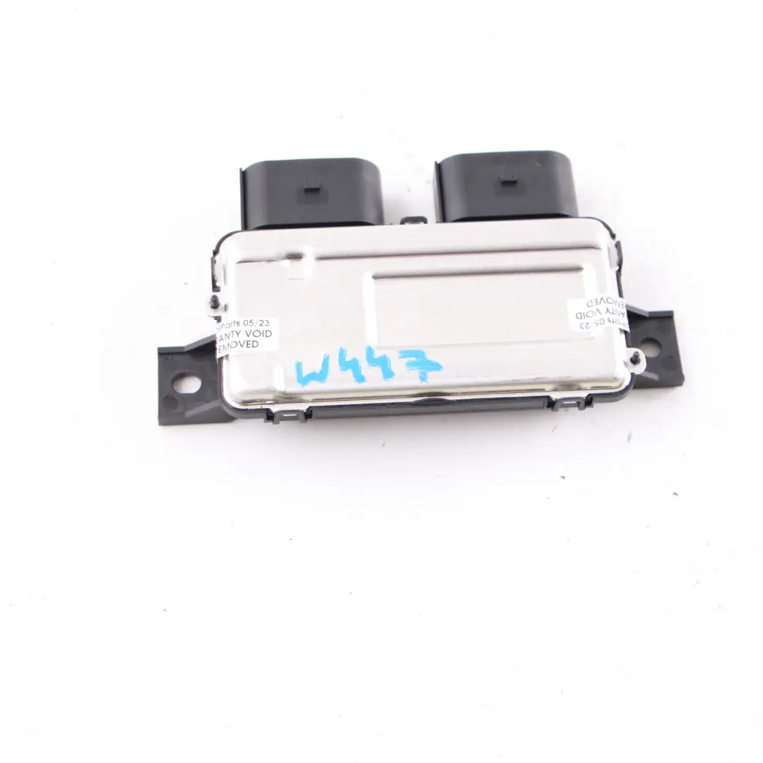 W907 Control Módulo Bomba Combustible ECU para Mercedes W177 W247 W447 con número de pieza A0009008214 Mercedes W177 W247 W447 W907 Control Módulo Bomba Combustible ECU - SKU A0009008214 - Número de pieza A0009008214