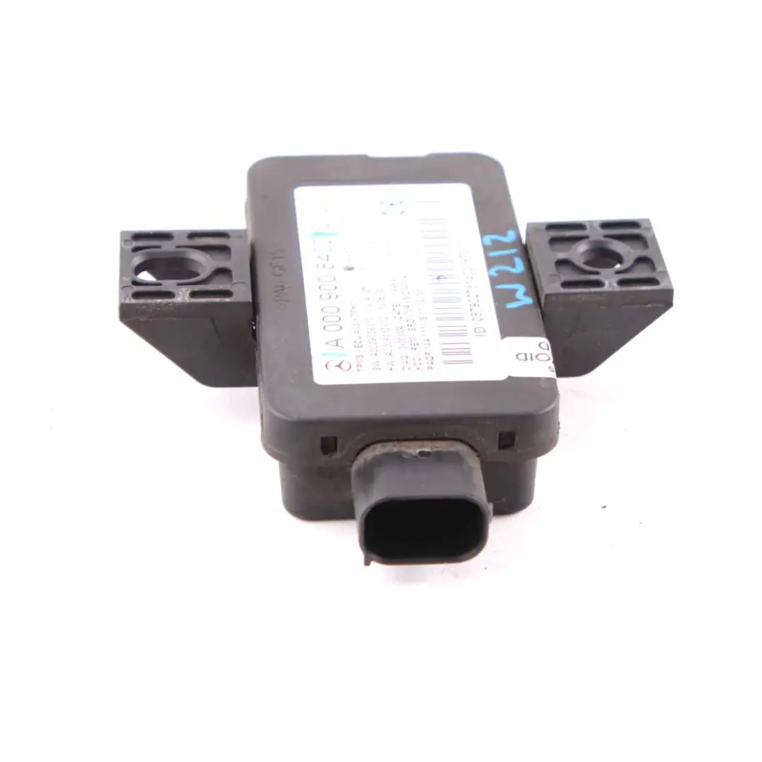 Moniteur Pression Pneus Module Contrôle pour Mercedes W204 W176 W212 à propos du numéro de pièce A0009008402 Mercedes W204 W176 W212 Moniteur Pression Pneus Module Contrôle - SKU A0009008402 - Numéro de pièce A0009008402