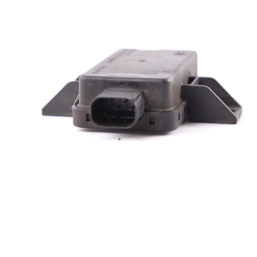 Mercedes W204 W176 W212 Módulo Control Monitor Presión Neumáticos - SKU A0009008402 - Número de pieza A0009008402