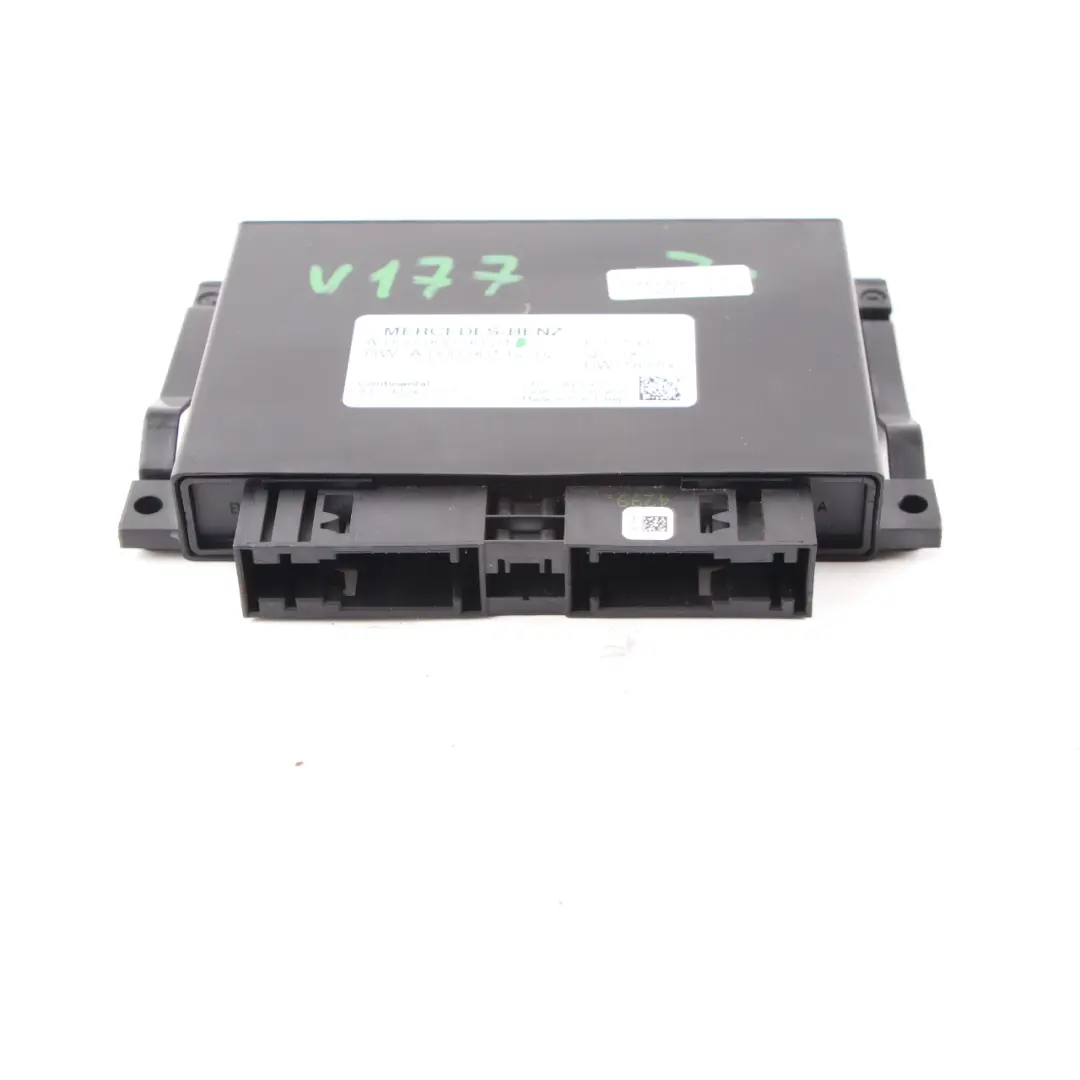 Gearbox Transmission Control Module ECU to Mercedes W177 AMG Automatic with Part number A0009009021 Mercedes W177 AMG Automatic Gearbox Transmission Control Module ECU - SKU A0009009021 - Part number A0009009021