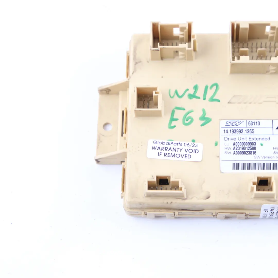 Unidad Accionamiento Módulo Ampliado ECU para Mercedes W212 E63 AMG con número de pieza A0009009903 Mercedes W212 E63 AMG Unidad Accionamiento Módulo Ampliado ECU - SKU A0009009903 - Número de pieza A0009009903