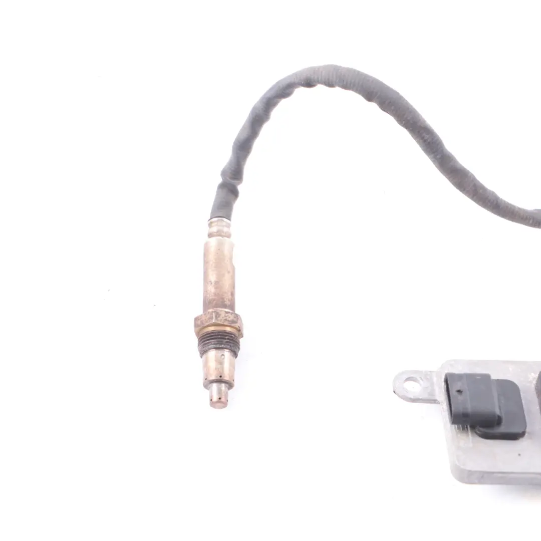 Czujnik NOx Sonda Lambda do Mercedes W205 W213 W238 W447 o numerze A0009050108 Mercedes W205 W213 W238 W447 Czujnik NOx Sonda Lambda - SKU A0009050108 - Numer Części A0009050108