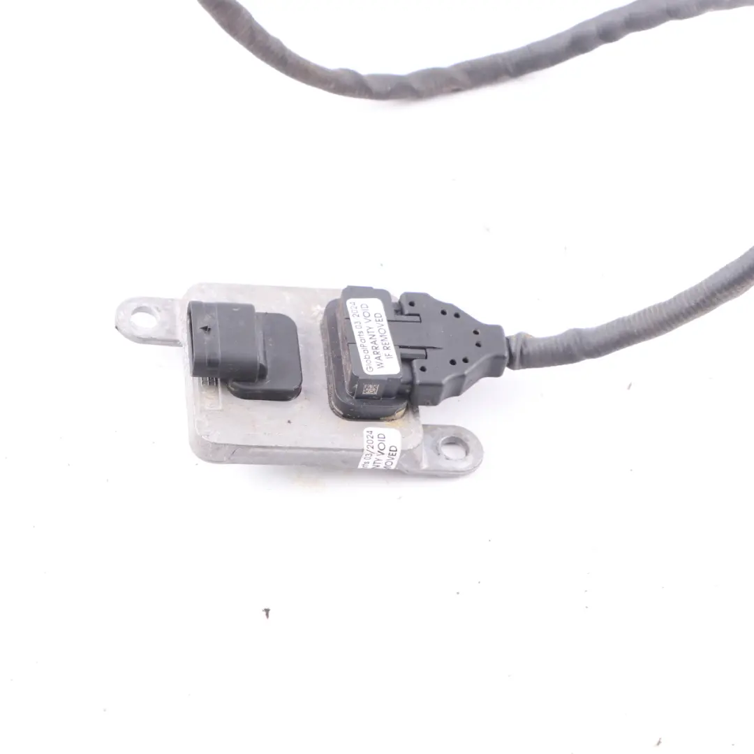 Czujnik NOx Sonda Lambda do Mercedes W205 W213 W238 W447 o numerze A0009050108 Mercedes W205 W213 W238 W447 Czujnik NOx Sonda Lambda - SKU A0009050108 - Numer Części A0009050108