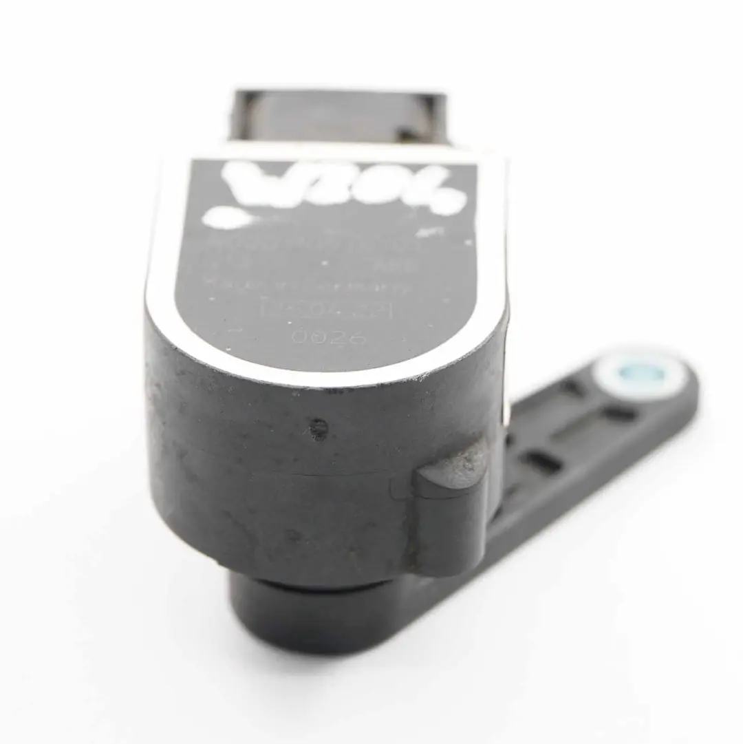 Headlamp Level Sensor Light Leveling Control Unit to Mercedes W204 with Part number A0009050201 Mercedes W204 Headlamp Level Sensor Light Leveling Control Unit - SKU A0009050201 - Part number A0009050201