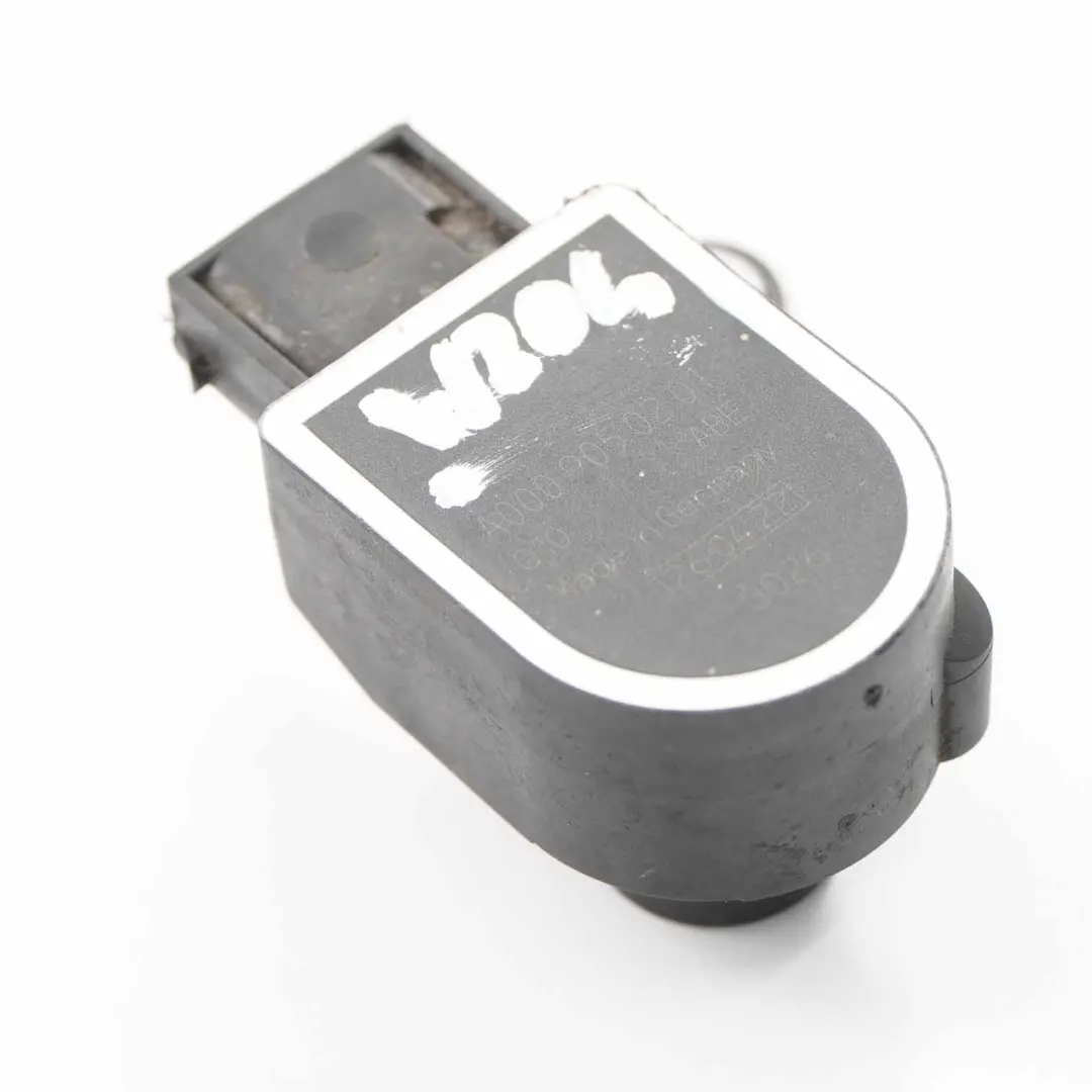 Capteur de niveau de phare Mercedes W204 Unité de contrôle pour à propos du numéro de pièce A0009050201 Capteur de niveau de phare Mercedes W204 Unité de contrôle - SKU A0009050201 - Numéro de pièce A0009050201
