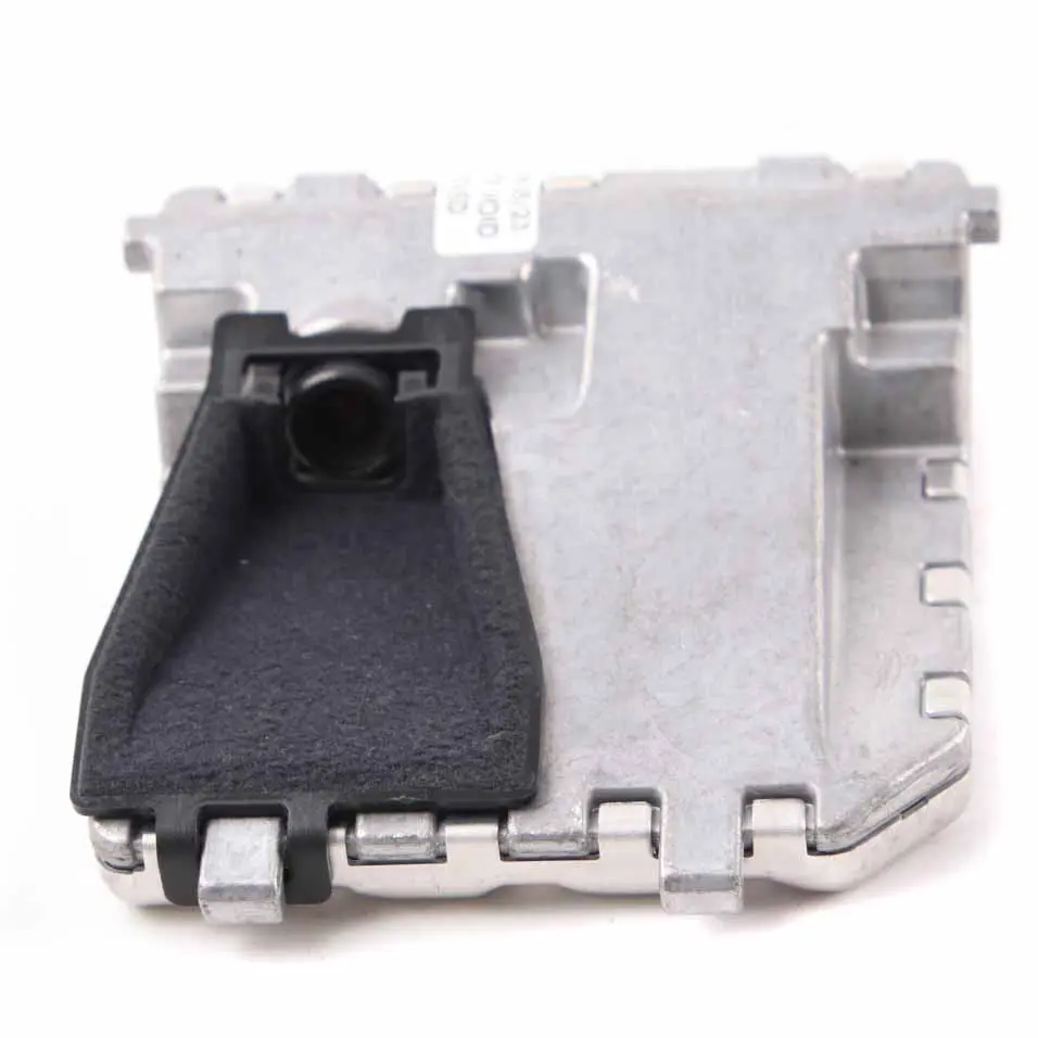 Windscreen Camera Mercedes W204 W212 Front Windshield Camera Unit to with Part number A0009050238 Windscreen Camera Mercedes W204 W212 Front Windshield Camera Unit - SKU A0009050238 - Part number A0009050238