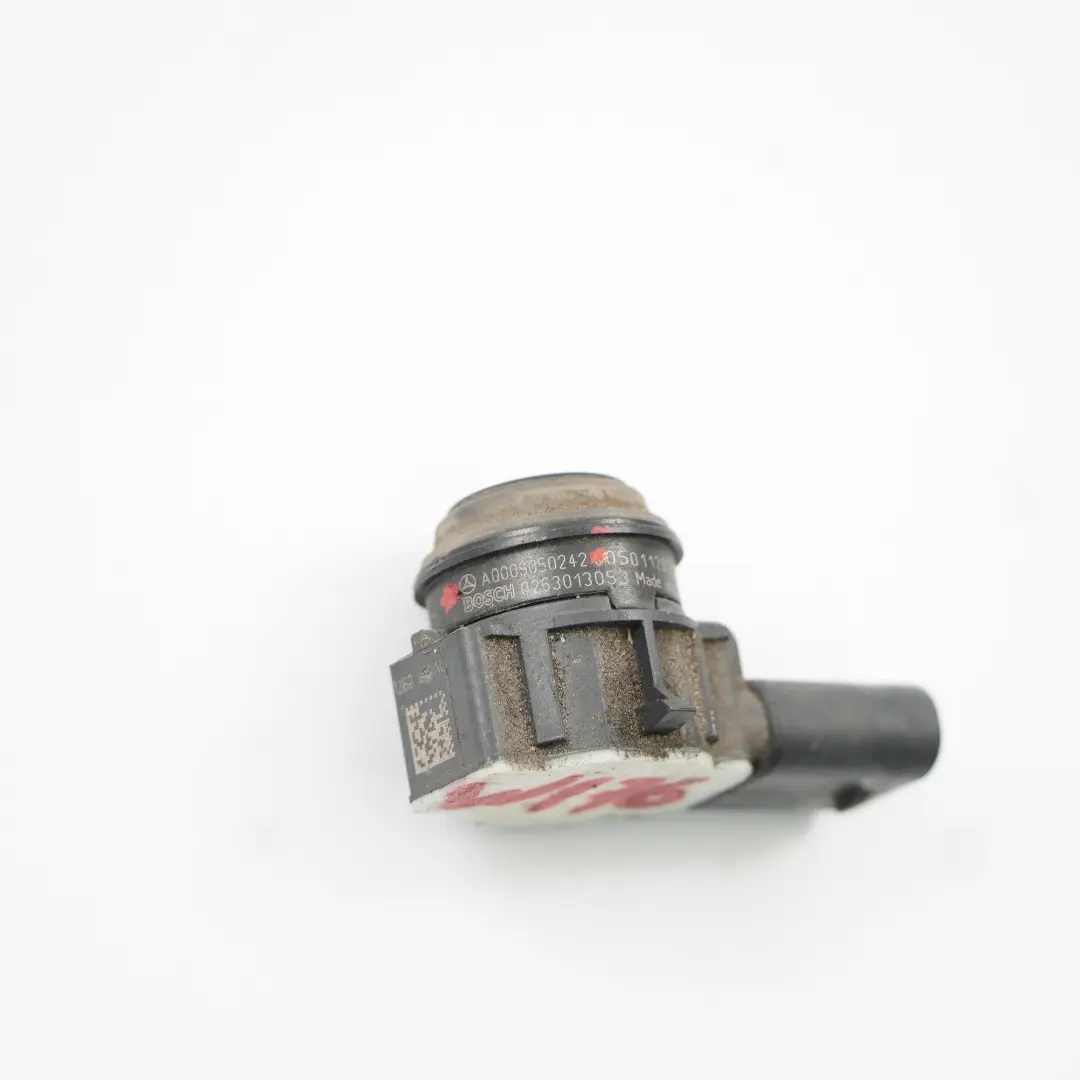 Mercedes W176 Stoßstange Vorne Parksensor PDC Schwarz - SKU A0009050242-BLK - Teilenummer A0009050242