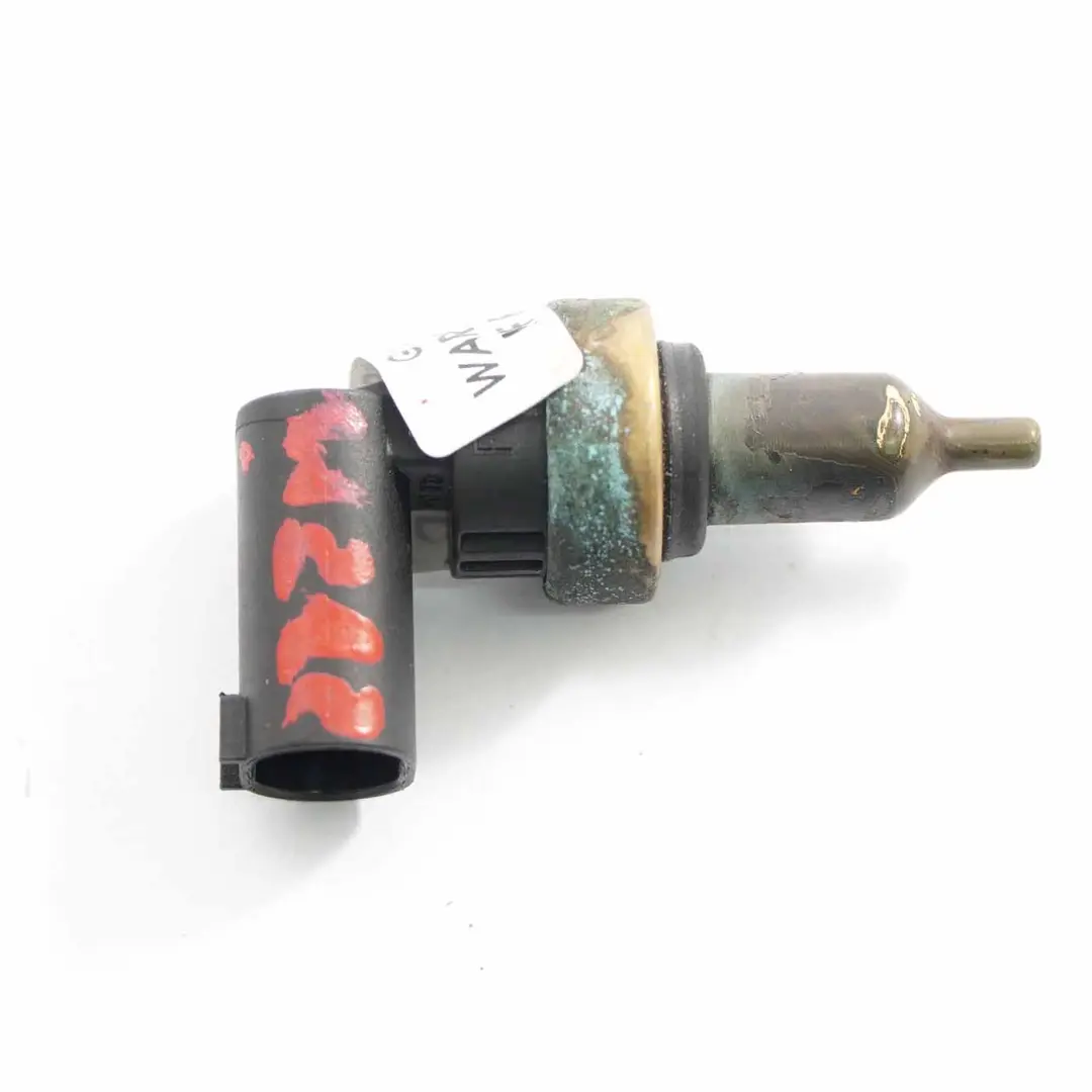 Capteur température Mercedes W203 W204 W212 W221 eau refroidissement pour à propos du numéro de pièce A0009050600 Capteur température Mercedes W203 W204 W212 W221 eau refroidissement - SKU A0009050600 - Numéro de pièce A0009050600