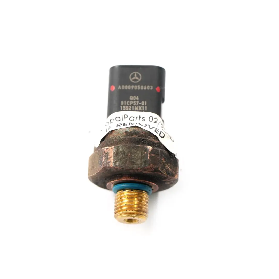  Motor diesel Mercedes W213 OM654 Sensor de presión de combustible - SKU A0009050603 - Número de pieza A0009050603