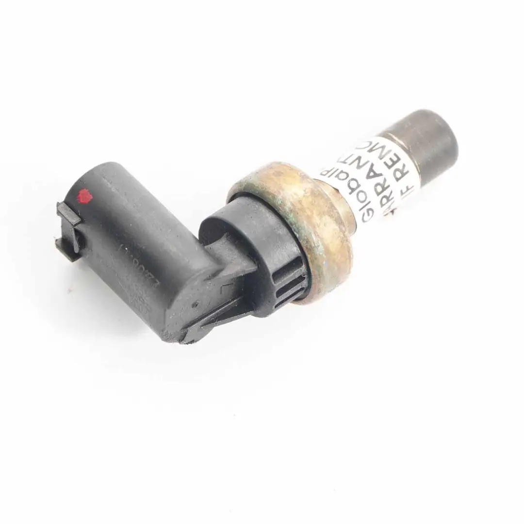 Capteur température Mercedes W203 W204 W212 W221 eau refroidissement pour à propos du numéro de pièce A0009050700 Capteur température Mercedes W203 W204 W212 W221 eau refroidissement - SKU A0009050700 - Numéro de pièce A0009050700