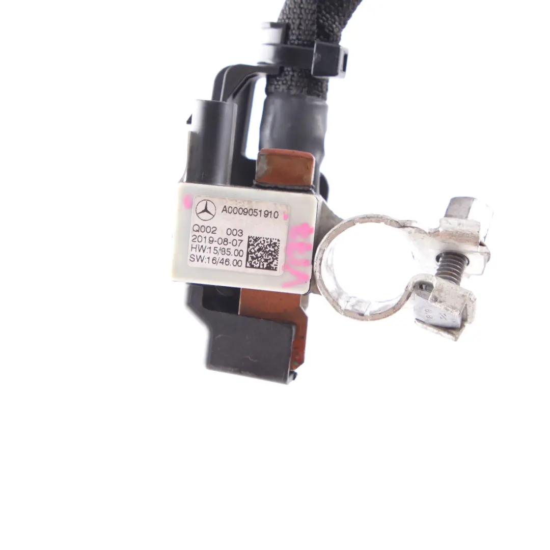 Câble BatterieHarnais Borne Négative pour Mercedes W177 W247 à propos du numéro de pièce A0009051910 Mercedes W177 W247 Câble BatterieHarnais Borne Négative - SKU A0009051910 - Numéro de pièce A0009051910