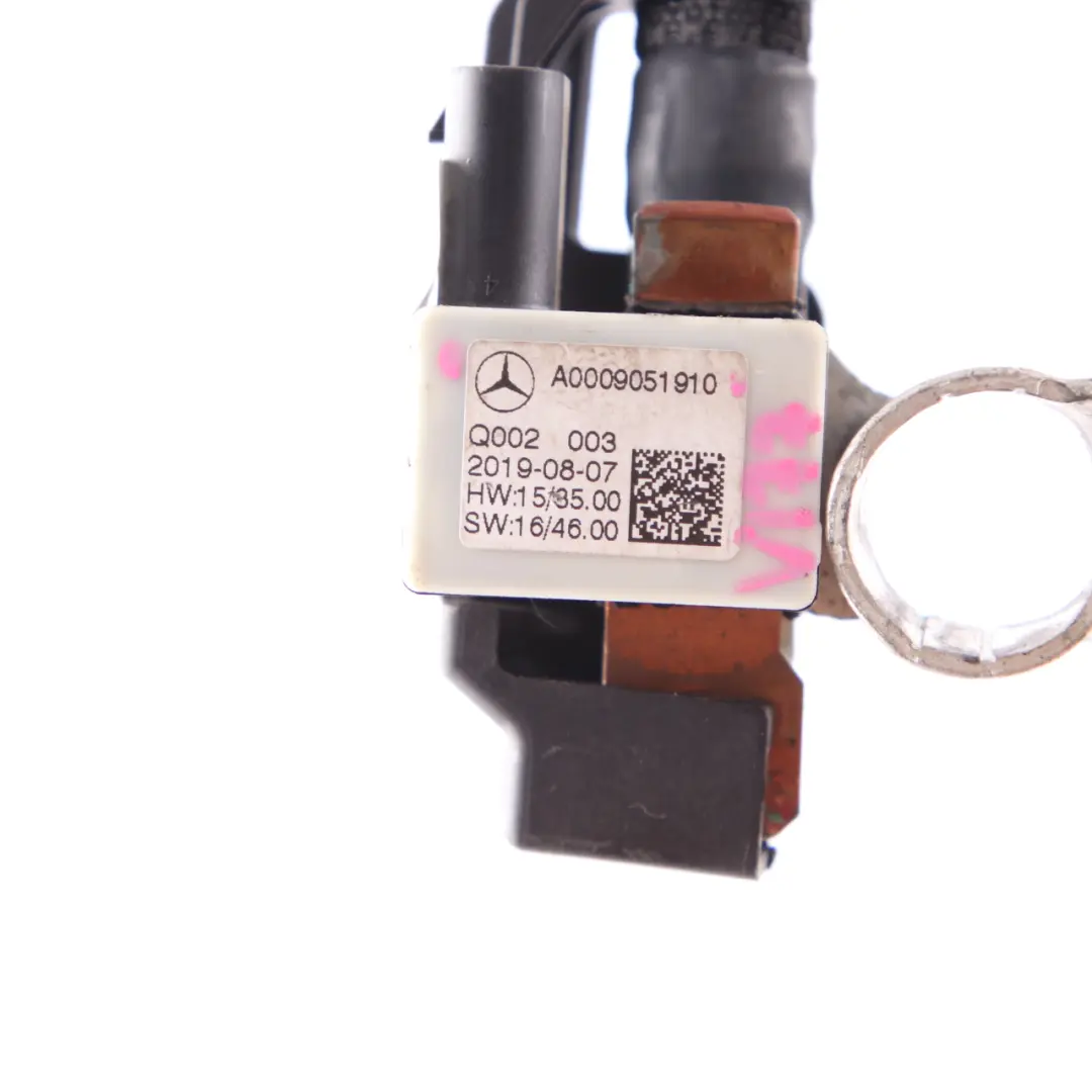 Câble BatterieHarnais Borne Négative pour Mercedes W177 W247 à propos du numéro de pièce A0009051910 Mercedes W177 W247 Câble BatterieHarnais Borne Négative - SKU A0009051910 - Numéro de pièce A0009051910