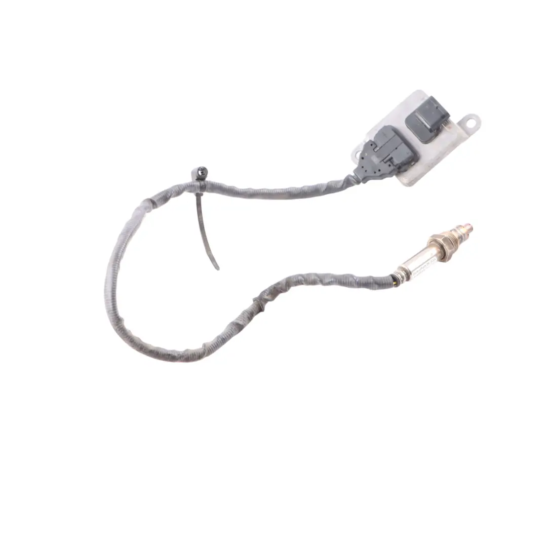 W207 W251 Lambda Lambda Czujnik NOX do Mercedes W164 W205 o numerze A0009053606 Mercedes W164 W205 W207 W251 Lambda Lambda Czujnik NOX - SKU A0009053606 - Numer Części A0009053606