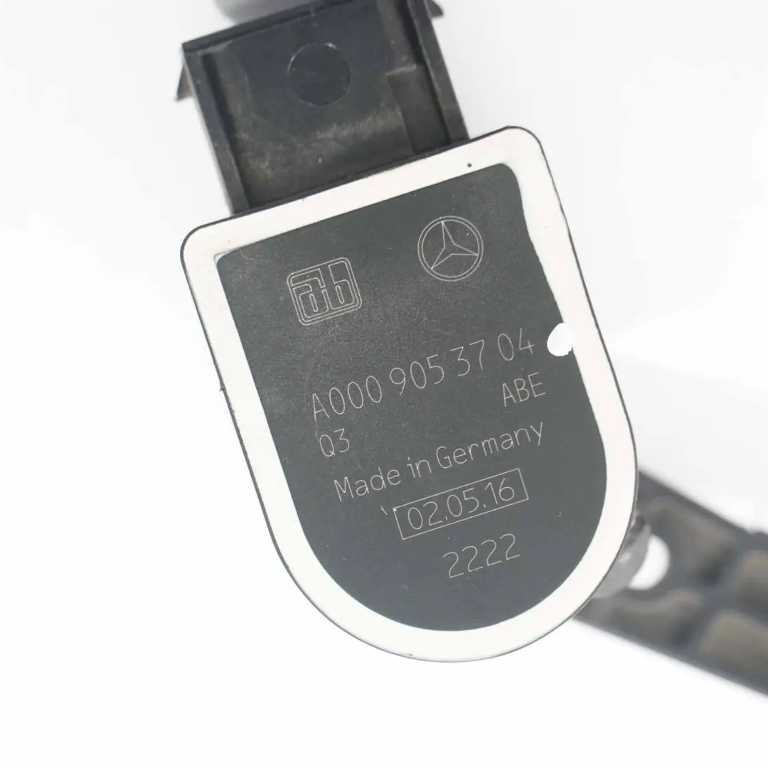 Headlight Light Height Level Sensor Control Unit to Mercedes W213 W205 with Part number A0009053704 Mercedes W213 W205 Headlight Light Height Level Sensor Control Unit - SKU A0009053704 - Part number A0009053704