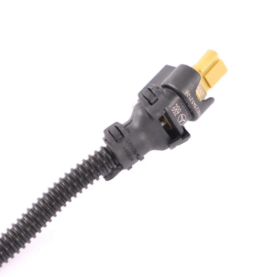 OM654 Czujnik Temperatury Spalin Katalizatora do Mercedes W213 o numerze A0009053904 Mercedes W213 OM654 Czujnik Temperatury Spalin Katalizatora - SKU A0009053904 - Numer Części A0009053904