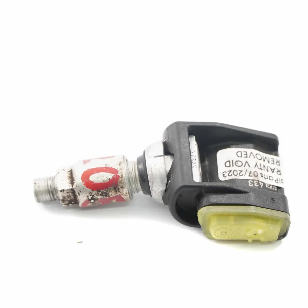 Pressure Sensor Tyre Wheel Electronic TPM 433MHZ to Mercedes W205 with Part number A0009053907 Mercedes W205 Pressure Sensor Tyre Wheel Electronic TPM 433MHZ - SKU A0009053907 - Part number A0009053907