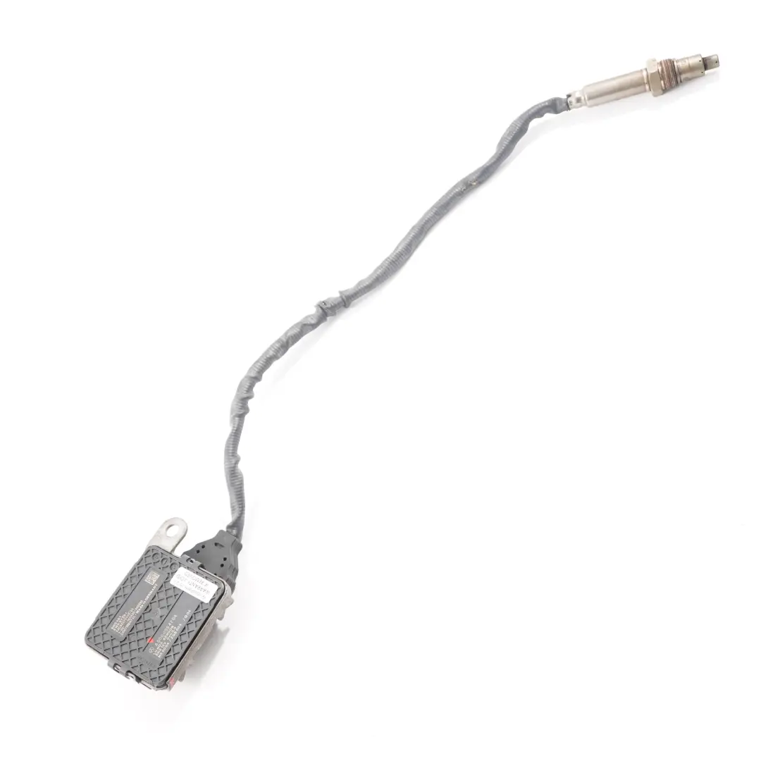 Sensore NOX Mercedes W213 Lambda Sonda ossigeno per con numero di parte A0009054704 Sensore NOX Mercedes W213 Lambda Sonda ossigeno - SKU A0009054704 - Numero di parte A0009054704