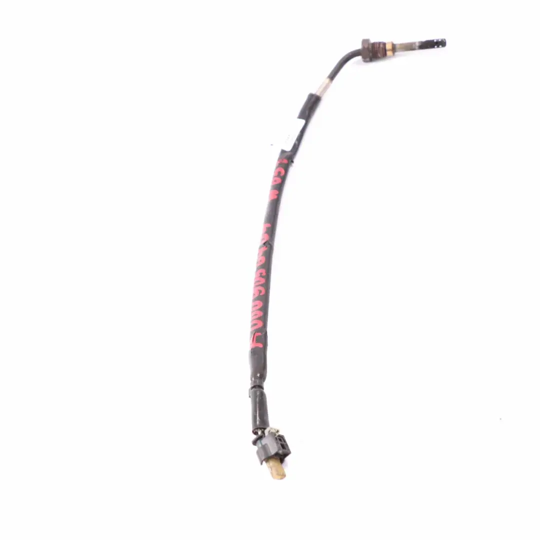 Sensor de temperatura de gases de escape diesel Mercedes W212 OM651 para con número de pieza A0009056404 Sensor de temperatura de gases de escape diesel Mercedes W212 OM651 - SKU A0009056404 - Número de pieza A0009056404