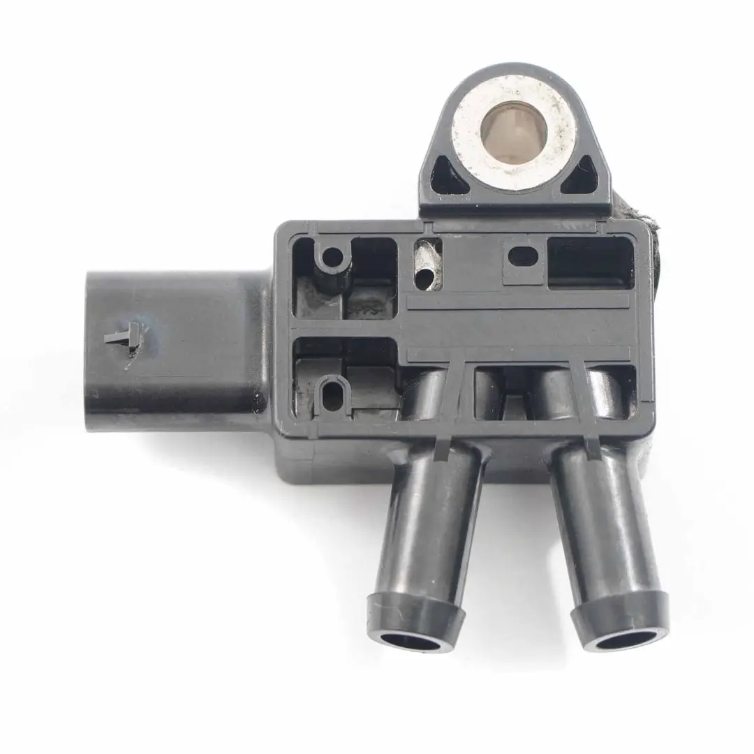 OM654 Capteur pression d'échappement diesel DPF pour Mercedes W213 à propos du numéro de pièce A0009056503 Mercedes W213 OM654 Capteur pression d'échappement diesel DPF - SKU A0009056503 - Numéro de pièce A0009056503