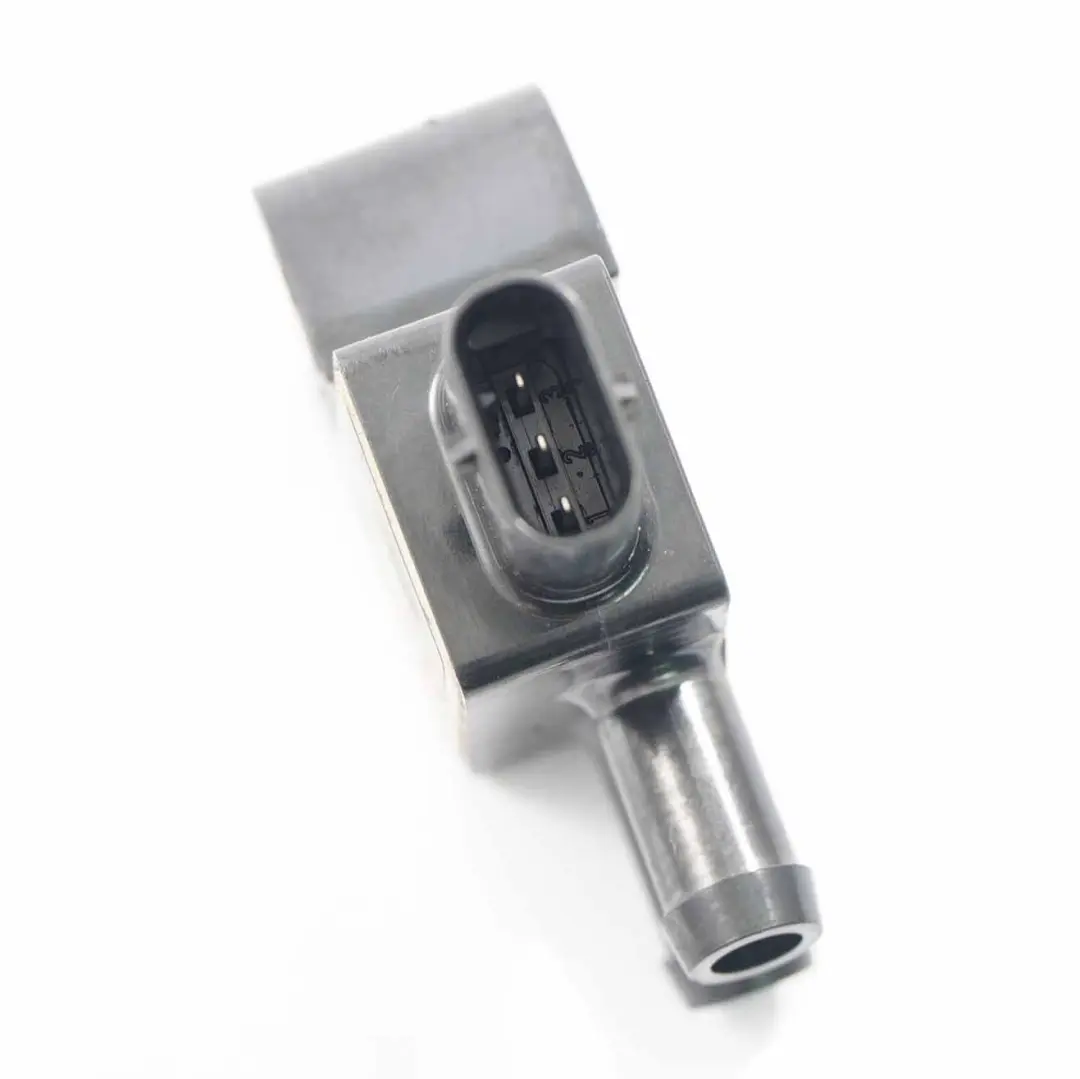 OM654 Capteur pression d'échappement diesel DPF pour Mercedes W213 à propos du numéro de pièce A0009056503 Mercedes W213 OM654 Capteur pression d'échappement diesel DPF - SKU A0009056503 - Numéro de pièce A0009056503